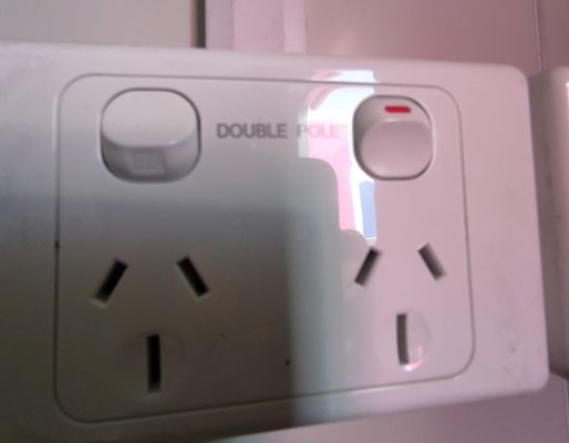 รถพ่วงอาบน้ำแบบห้องชุดเดี่ยวของออสเตรเลีย