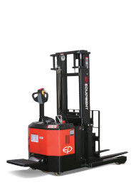 รถยกสแต็กเกอร์ไฟฟ้า EP ขนาด 1.5 ตัน ยกสูง 6500-10700 มม. พร้อมแบตเตอรี่ Li-ion